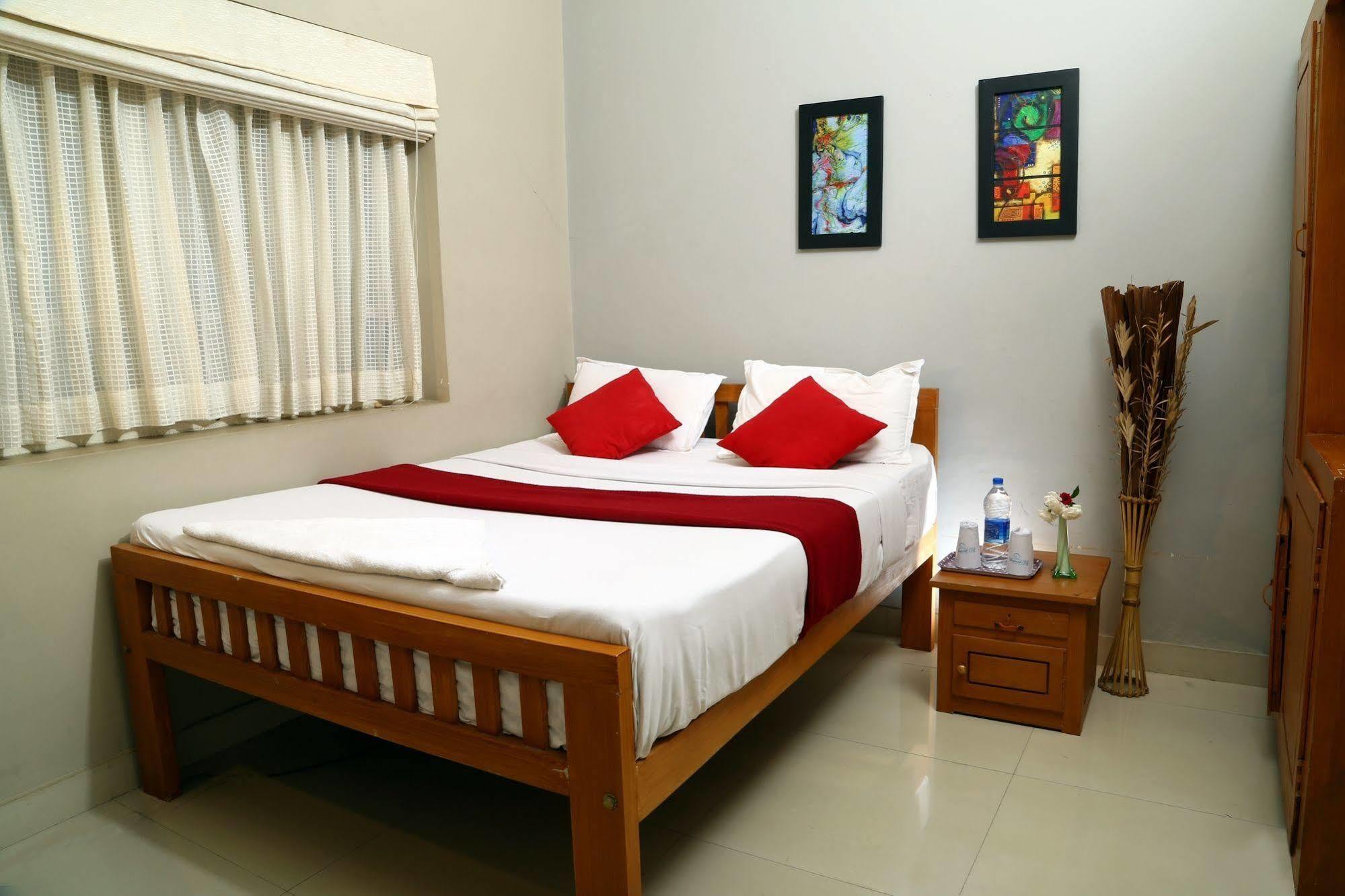 Wayanad Cliff Hotels Apartments Kalpatta Ngoại thất bức ảnh